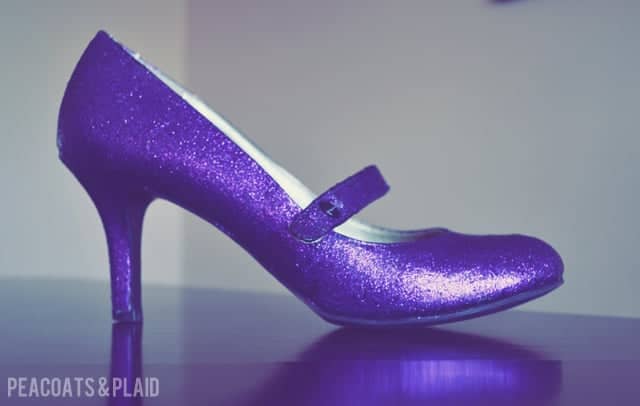 Easy DIY Glitter Shoes