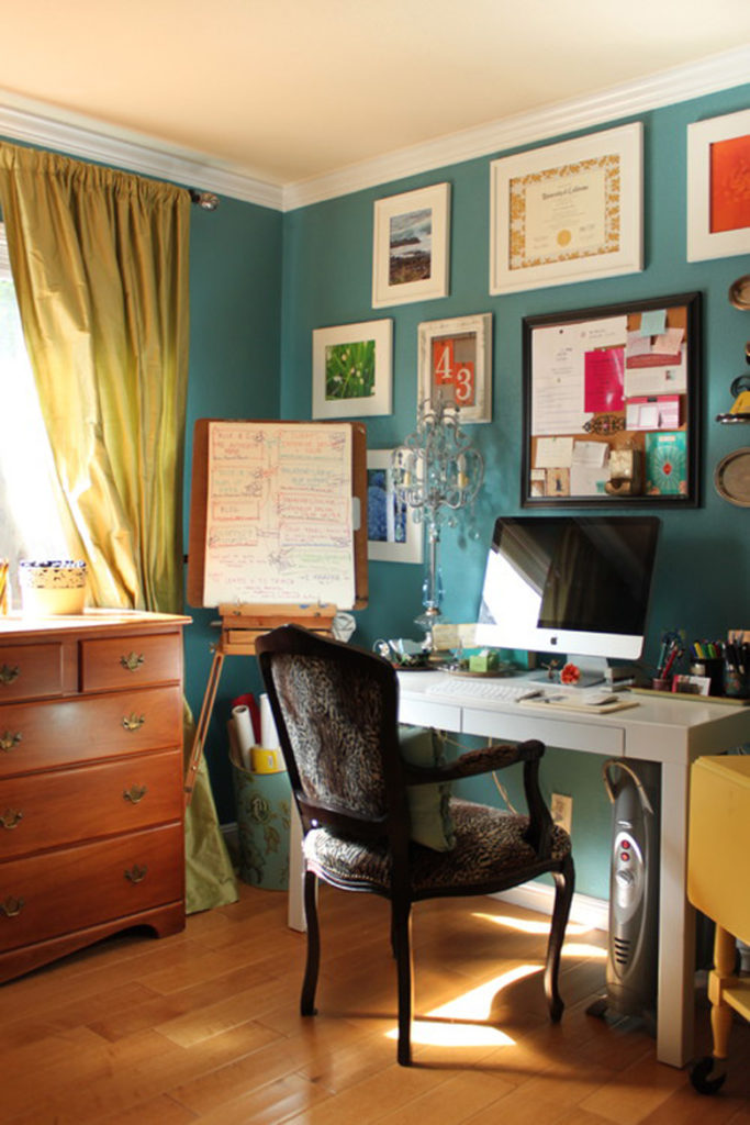 Check out these 5 home office, blogging, and crafting spaces that are super cute, organized, and functional at the same time!