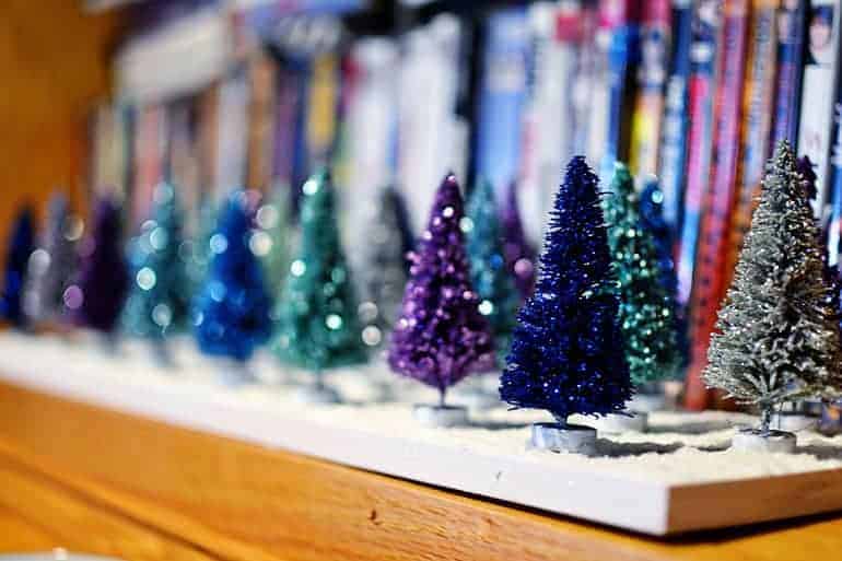 How to make colorful bottle brush trees without using dye