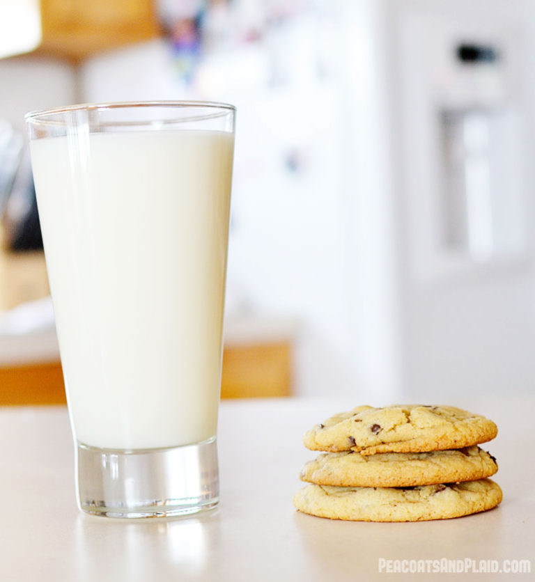 The easiest and most delicious gluten-free chocolate chip cookies EVER