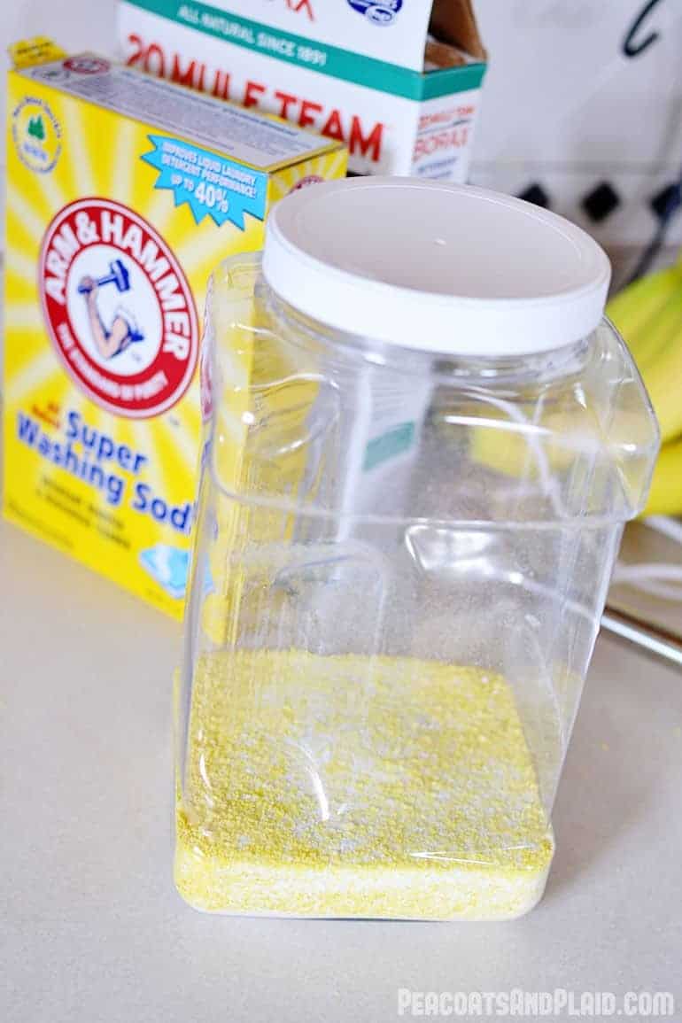 Recipe for DIY laundry detergent that is high efficiency compatible. 