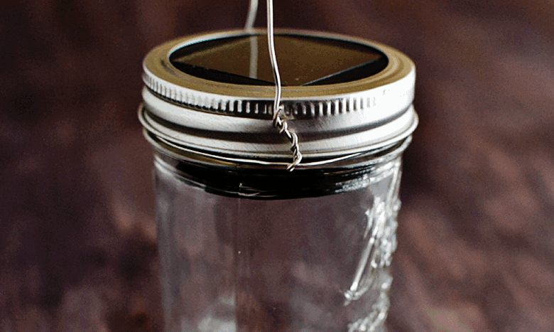 f5b95-diy-mason-jar-lantern-hanger-tutorial.png