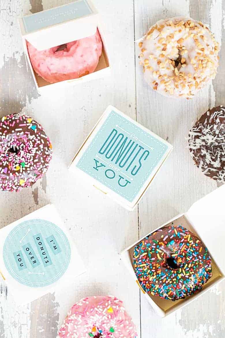 This free donut printable collection is the perfect solution for a quick DIY gift that everyone, including teachers, will love.