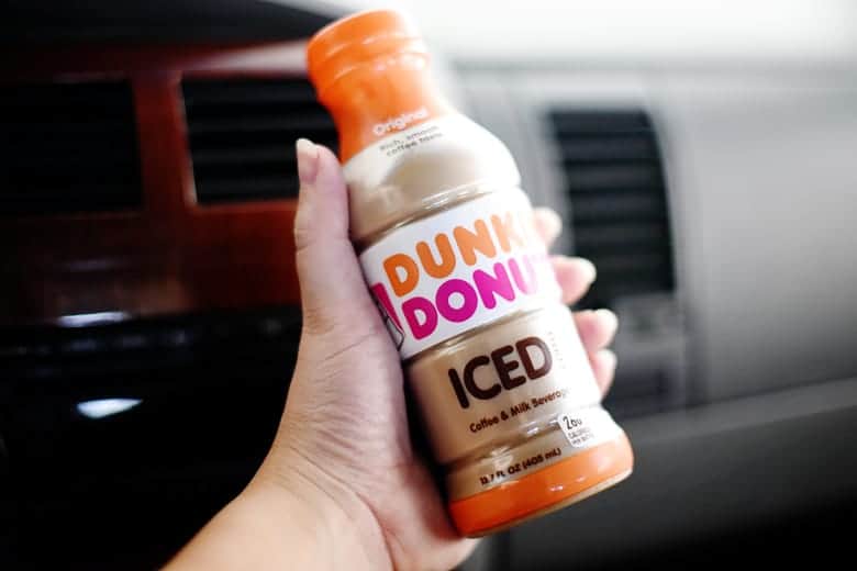 My go-to tips and tricks for an on the go morning. These make super early mornings so much easier! Dunkin' Donuts Iced Coffee is essential!