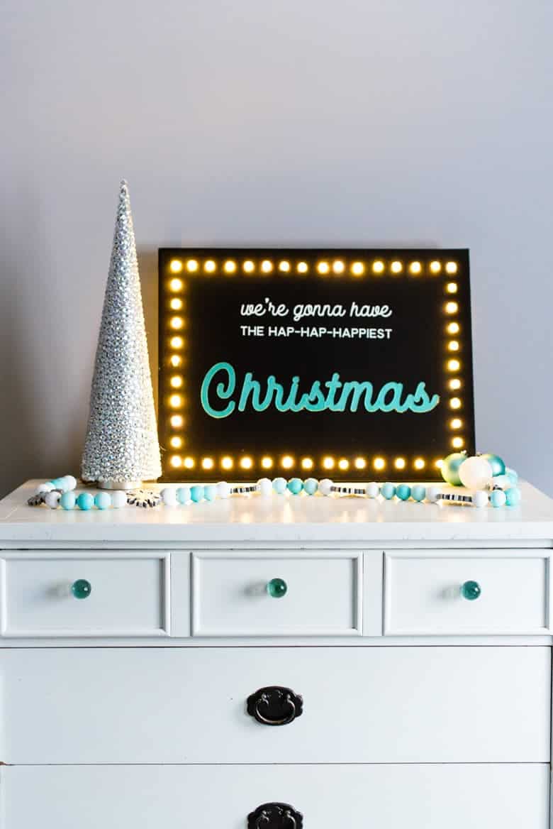 DIY Light Up Marquee Canvas Christmas Sign
