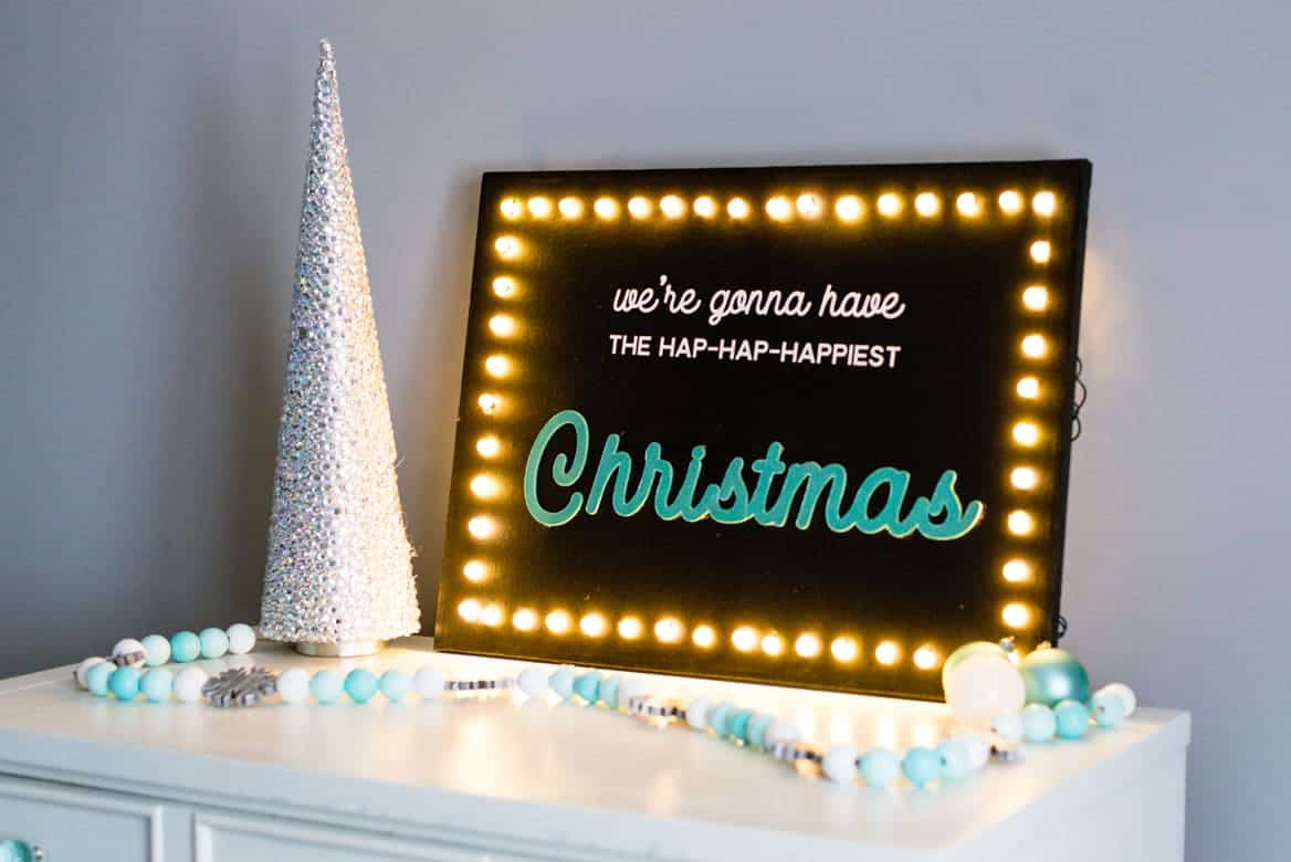 DIY Christmas Marquee Sign